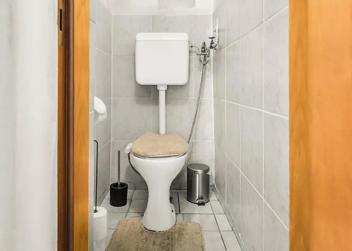 Cozy 2br Near Millennium Tower Βιέννη